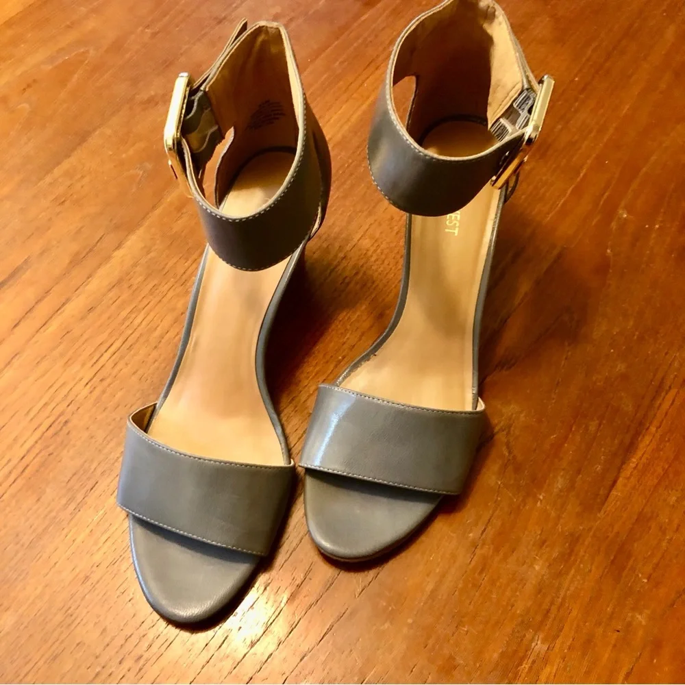 Nine West Gray Open-Toe Ankle-Strap Wedge Sandals